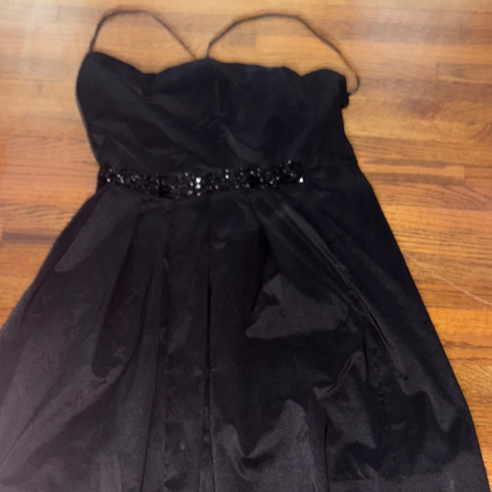 Elegant Black Strapless Dress